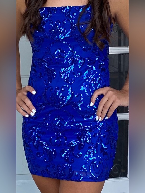 Windsor Dresses & Skirts - Blue sequin dress